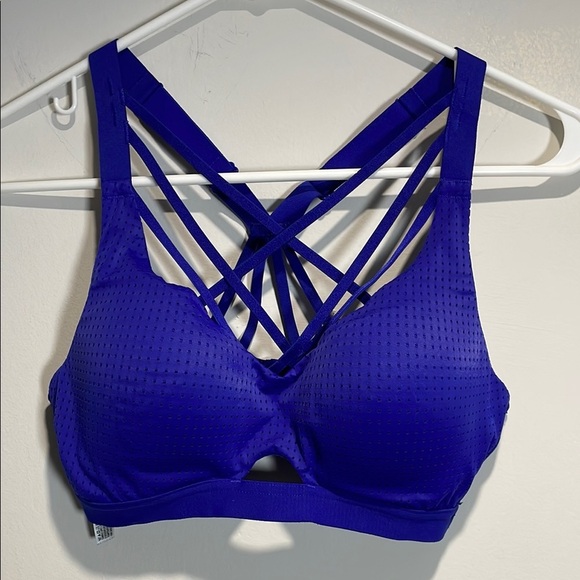 Victoria's Secret Blue Strappy Bra with Padded Cups - Picture 2 of 8